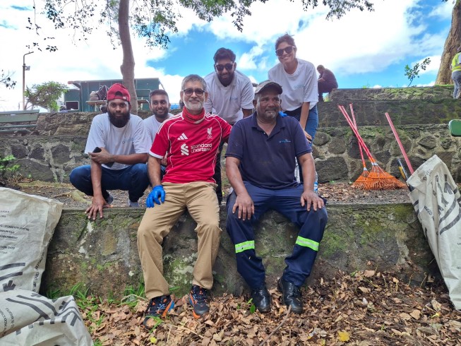 Clean up de la Riviere Seche_Les producteurs en action