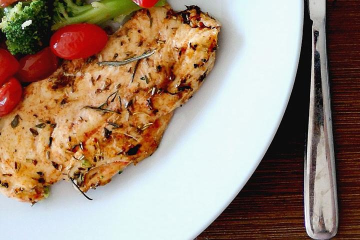 manger_mieux_recette_poulet_aux_herbes